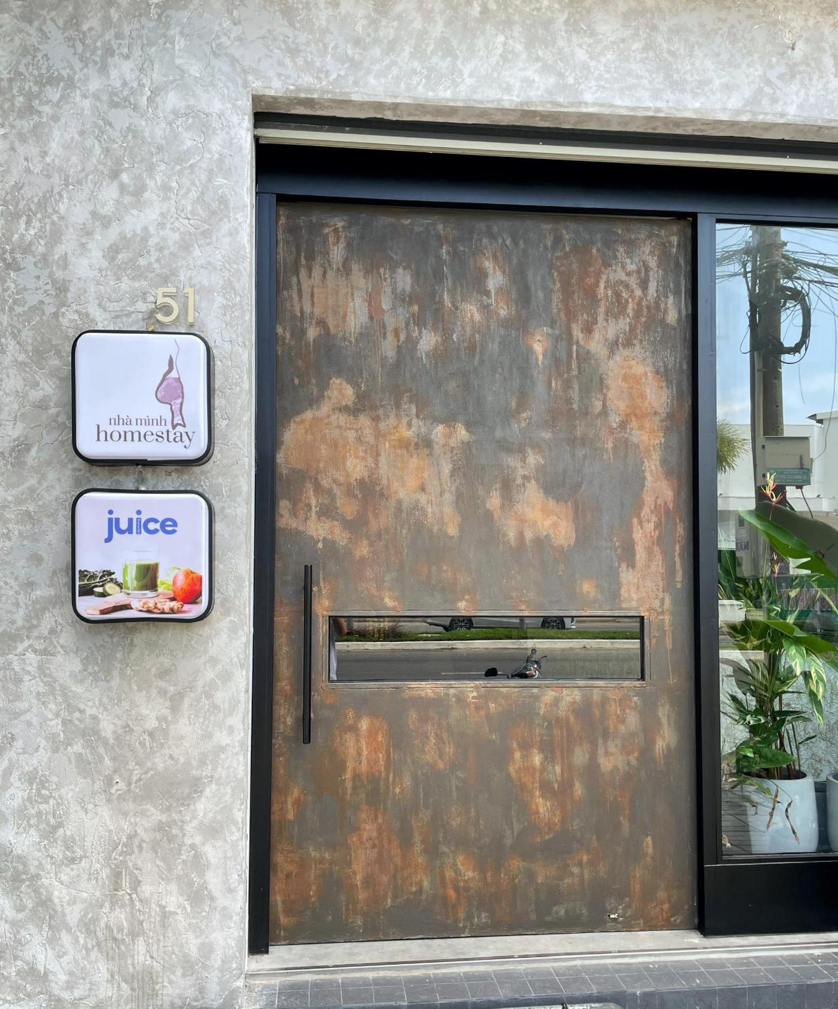 Nha Minh Homestay Rach Gia Exterior foto